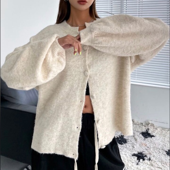 Cardigan - Picture 2 of 3